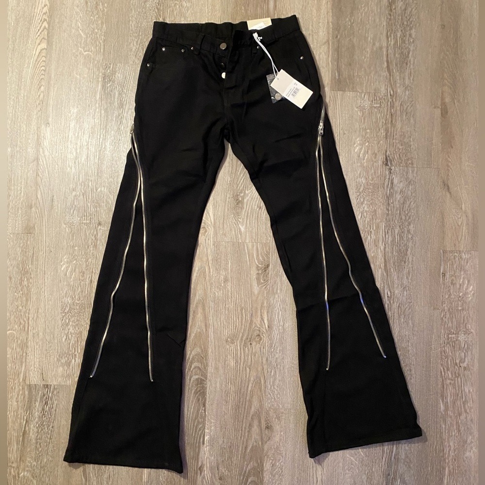Black Flared Zipper Jeans